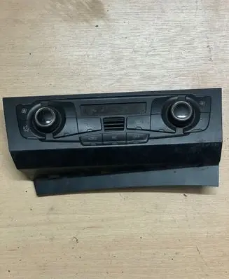 Audi A4 S4 B8 8K Climate control unit 8T2820043AF
