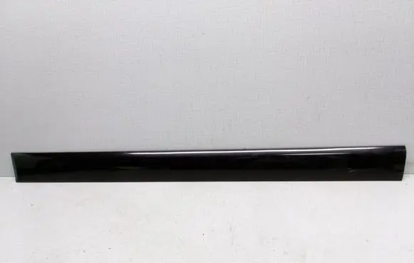 Audi A6 S6 C4 4A Front door trim (molding) 4A0853951A