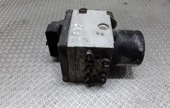 Volkswagen PASSAT B6 ABS Pump 3C0614095M