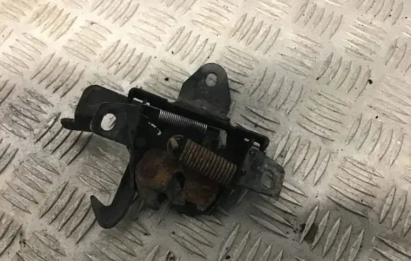 Chevrolet Captiva Engine bonnet/hood lock/latch loop/hook 