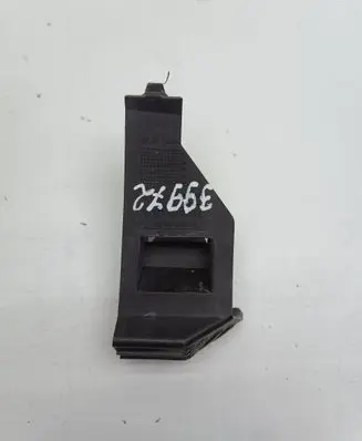 Volvo V50 Front bumper mounting bracket 30678481