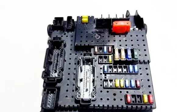 Volvo XC90 Comfort/convenience module 28080156 30728273