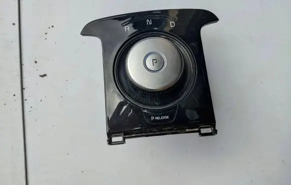 KIA Niro Gear shifter/selector 467W0Q4200