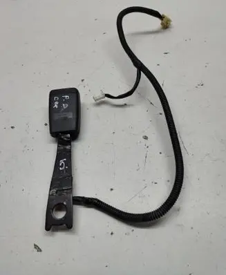 Toyota Corolla E120 E130 Front seatbelt buckle 070568 040724AC AFZ2