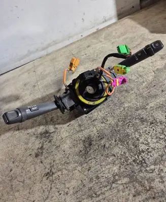 Volvo S60 Wiper turn signal indicator stalk/switch 9452389