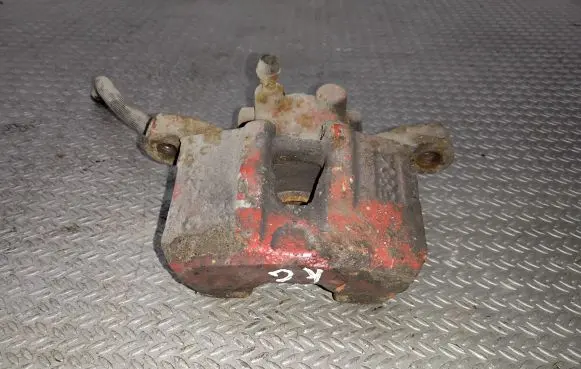 Mitsubishi Grandis Rear brake caliper