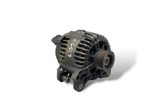 Volkswagen Golf V Generator/alternator 03C903023B 2542731E 404582635