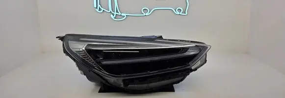 Hyundai i30 Headlight/headlamp 92102G4XXX 221120240600 92102G4600
