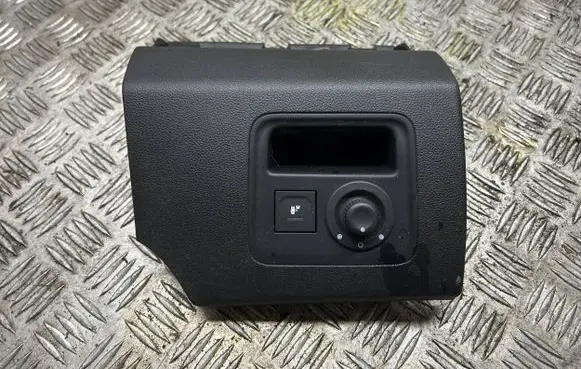 Dacia Duster II Mirror switch trim 681355861R