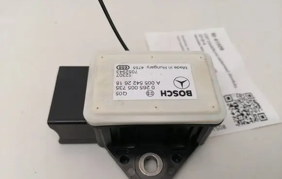 Mercedes-Benz E W212 ESP acceleration yaw rate sensor a0055422618