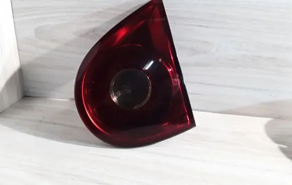 Volkswagen Golf V Tailgate rear/tail lights 1K6945094E