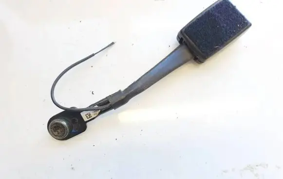 Opel Zafira C Front seatbelt buckle n13383724 f13383732