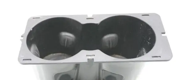 Glove box