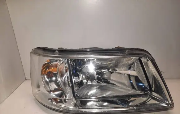 Volkswagen Transporter - Caravelle T5 Headlight/headlamp 7H1941018N