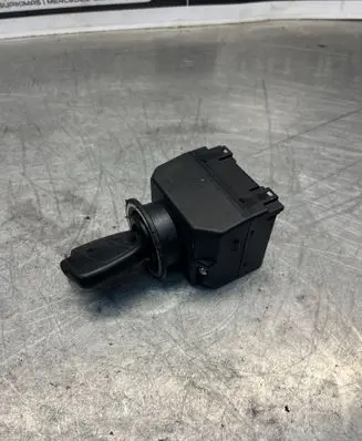 Mercedes-Benz ML W164 Ignition lock 1645450708 33002804 0001658651606152
