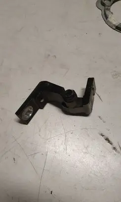 Volkswagen PASSAT B5.5 Front door upper hinge