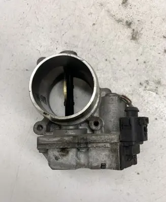 Audi A8 S8 D3 4E Throttle valve 4E0145950J A2C30247400