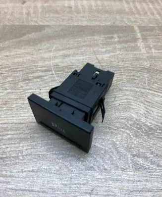 Volkswagen Touareg I Parking (PDC) sensor switch 7L6919281A