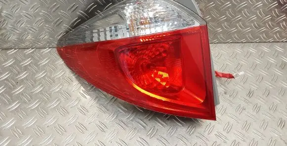 Toyota Verso-S Rear/tail lights