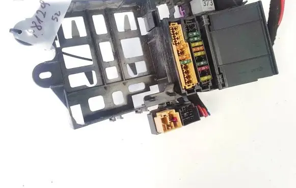 Audi A6 S6 C6 4F Fuse box set 4f0971845