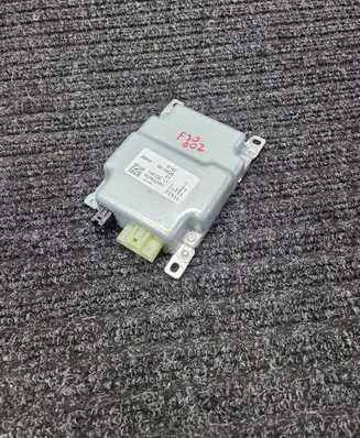 BMW 3 F30 F35 F31 Battery control module 6819838