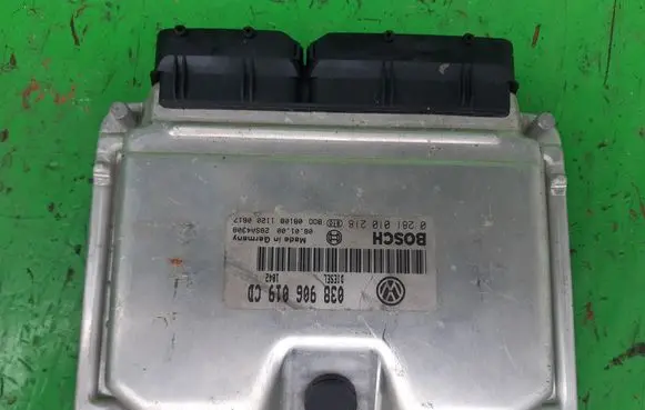 Volkswagen PASSAT B5 Engine control unit/module ECU 038906019CD