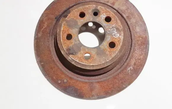 Ford Galaxy Rear brake disc neventiliuojamas