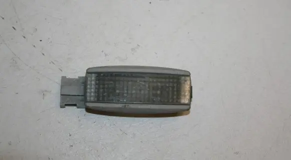 Volkswagen PASSAT B5.5 Other interior light 3B0947113