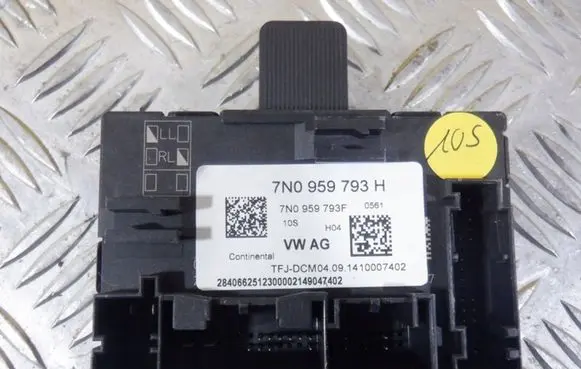 Volkswagen Sharan Door control unit/module 7N0959793H