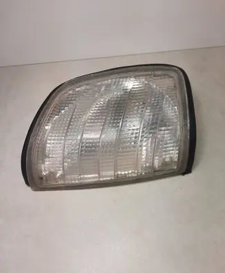 Mercedes-Benz E W124 Front indicator light 6R0151721
