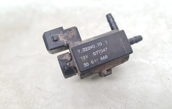 Volvo XC70 Turbo solenoid valve 72224010 07T047 30611668