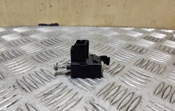 Clutch pedal sensor