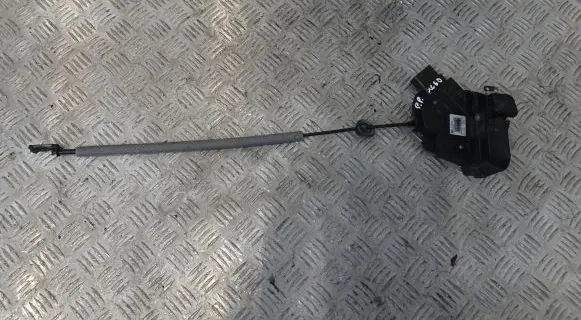Volvo XC60 Front door lock 31253658