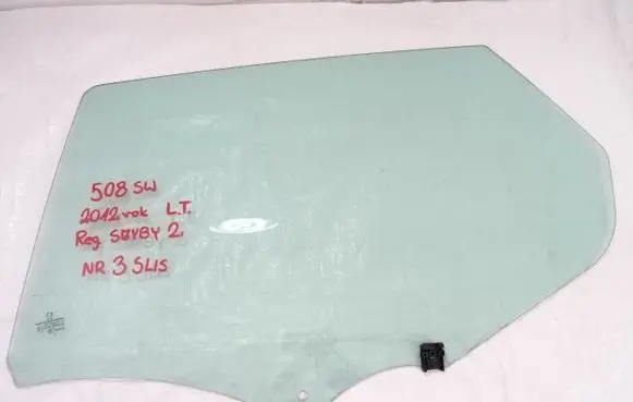 Peugeot 508 Front door window glass four-door