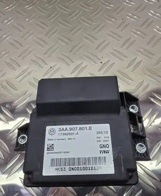 Volkswagen PASSAT B7 Hand brake control module 3AA907801E 17982901A