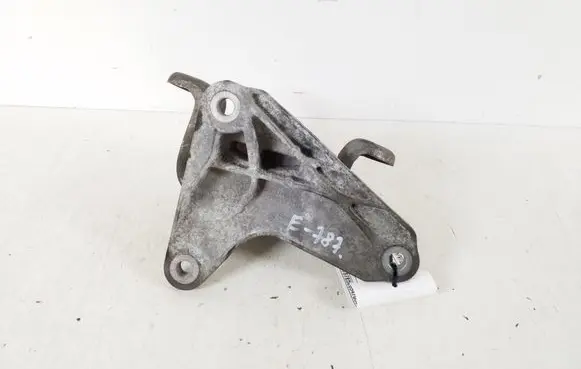 Volkswagen Multivan T5 Gearbox mount 7E0399151A