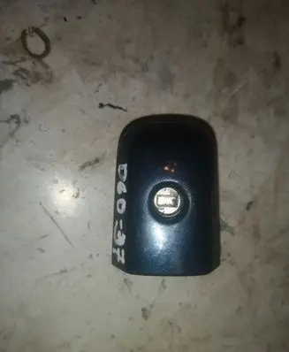 Volvo XC60 Front door lock 30784963 D6037