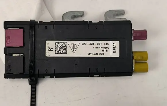 Porsche Boxster 982 Aerial antenna amplifier 920423001 9P1035225