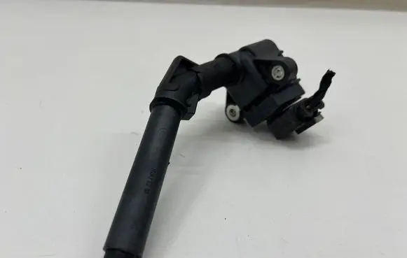Mercedes-Benz CLA C118 X118 High voltage ignition coil A2829062100