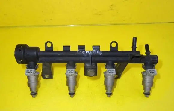 Citroen Berlingo Fuel main line pipe 93008101