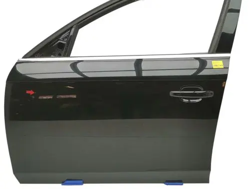 Audi A4 S4 B8 8K Front door 8K0831051J LY9T