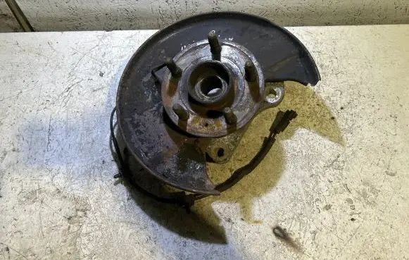 Opel Insignia A Front wheel hub