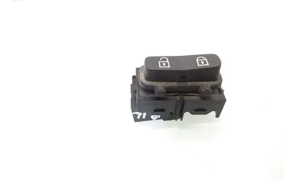Volvo V70 Central locking switch button 30710475