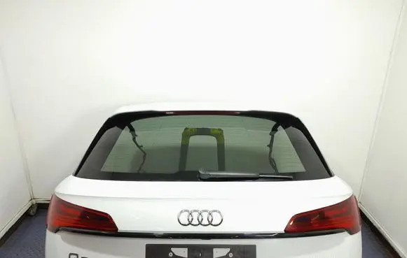 Tailgate/trunk/boot lid