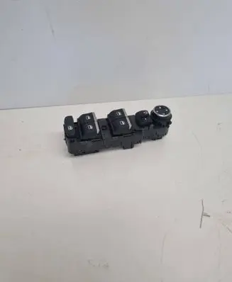 Peugeot 5008 II Electric window control switch 98290962ZD