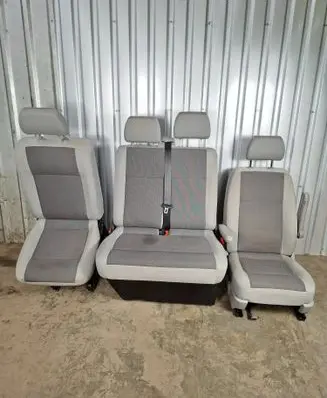 Volkswagen Transporter - Caravelle T5 Seat set 