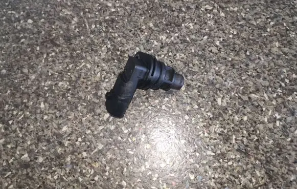 Opel Zafira B Crankshaft position sensor 55201876