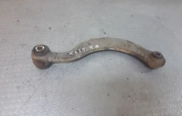 Toyota Avensis T270 Rear control arm