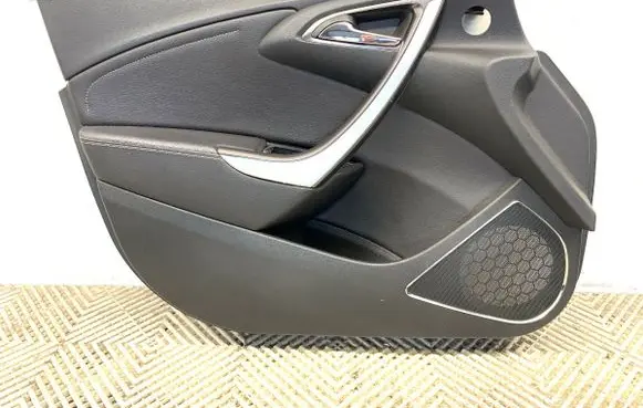 Opel Astra J Front door card panel trim 13321403