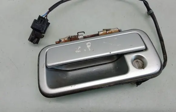 Opel Frontera B Front door exterior handle